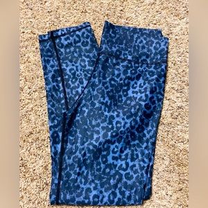 Blue Zyia cheetah print leggings size 8/10 (never worn)